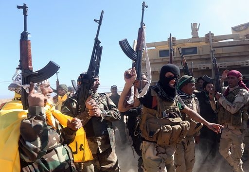 Iraq. Isis accerchiato a Tikrit. Jihadisti usano bombe al cloro