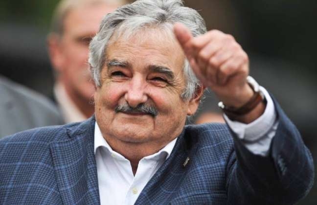 Pepe Mujica, un uomo del popolo. Il suo ultimo giorno da Presidente fioraio