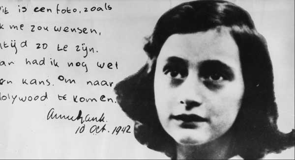 Anne Frank fu tradita dai suoi stessi benefattori?