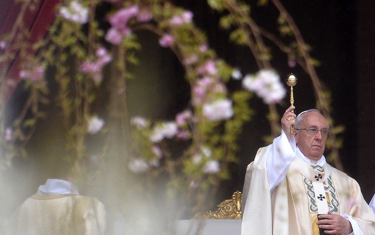 Papa, a Pasqua un messaggio contro la guerra e le violenze