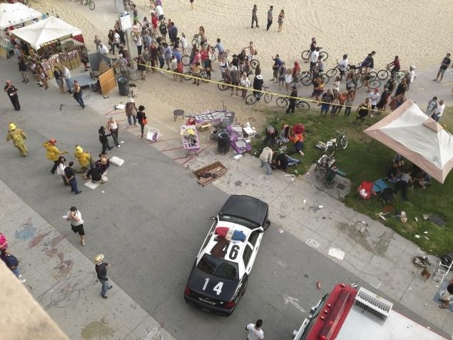Los Angeles. Polizia uccide 20enne disarmato a Venice Beach