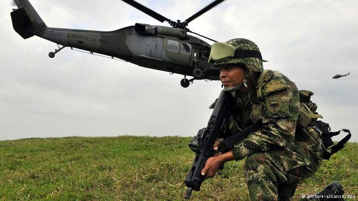 Colombia, raid aereo contro le Farc: 18 morti e due feriti