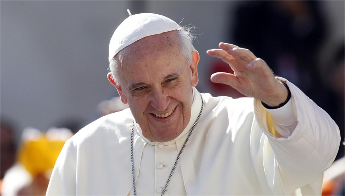 Il Papa a piazza san Pietro fa sante 4 donne