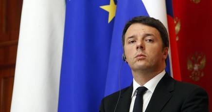 Roma: M5s, Renzi è minaccia per democrazia