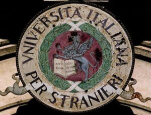 Giannini e l’Università per stranieri di Perugia. Il ministro dei pasticci che vuole riformare gli atenei