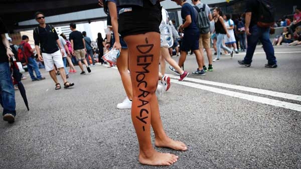 Hong Kong. Protesta contro la riforma elettorale, 9 arresti