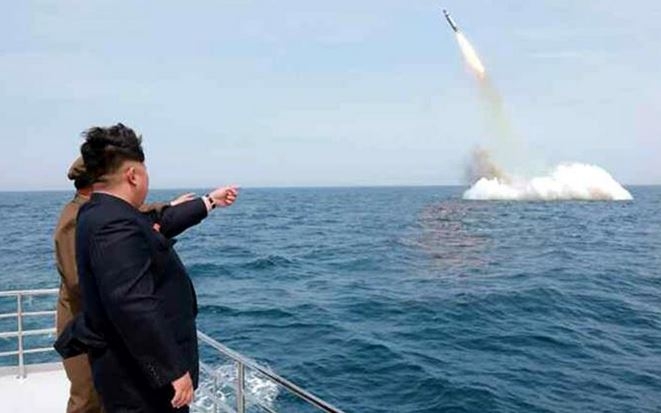 Corea del Nord: nuovo test bellico, sottomarino lancia 3 missili