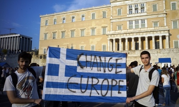 Grecia smentisce accettazione. Il fronte del no si allarga