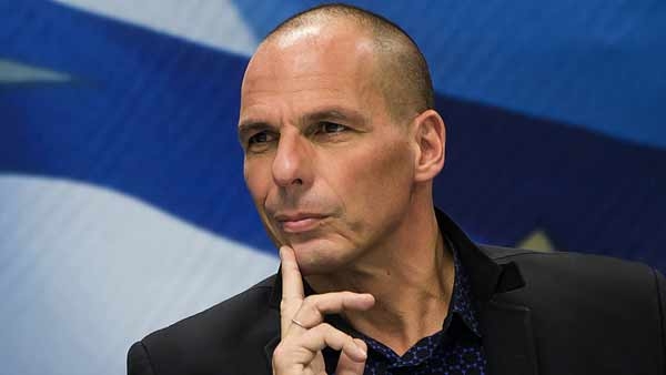 Grecia. Adesso vogliono processare Varoufakis per alto tradimento