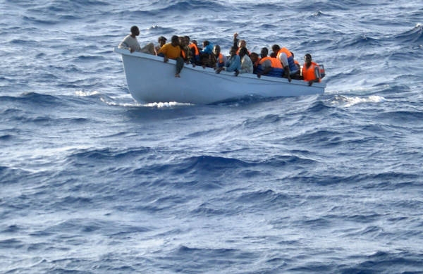 Immigrati, oggi a Catania nave con 49 morti tragedia Ferragosto