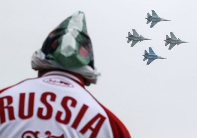 Siria. Putin lancia l’offensiva contro l’Isis. Dubbi sui reali obiettivi