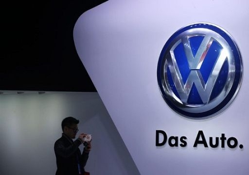 Volkswagen, scandalo test emissioni manomessi