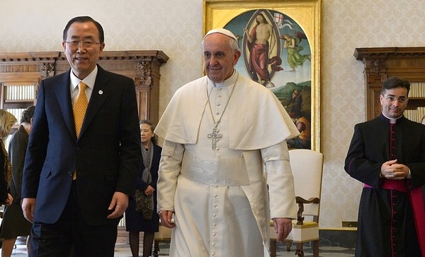 Immigrazione. Papa e Ban Ki Moon: i muri non servono a nulla