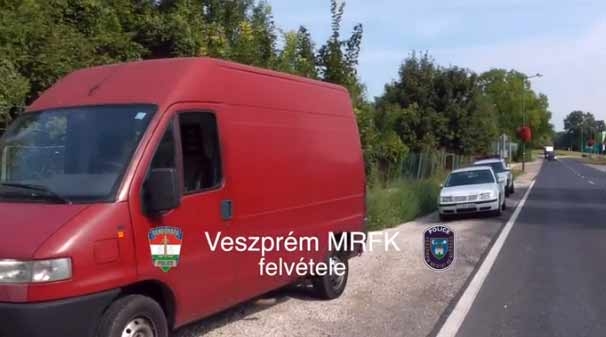Ungheria. Italiano arrestato, trasportava 33 siriani sul furgone