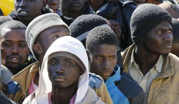 Migranti, nel 2015 aumentano del 31% domande asilo