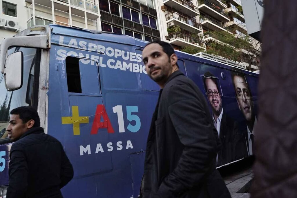 Argentina: Scioli e Macri al ballottaggio