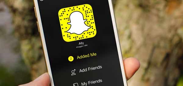 Snapchat impazza tra i giovani. Sei miliardi di video al giorno