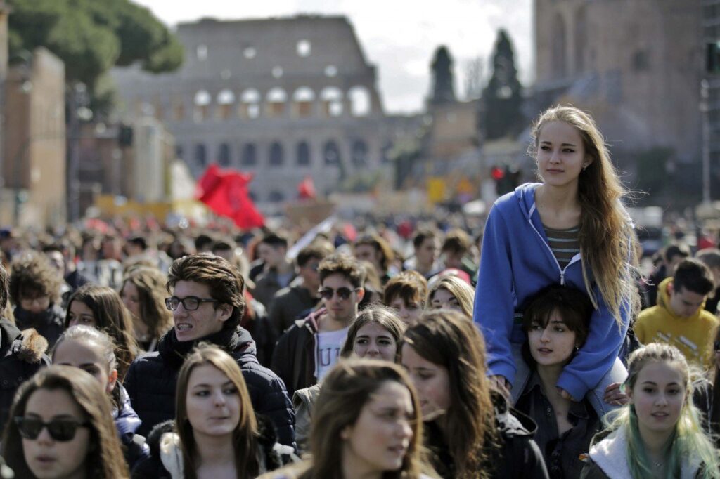 Scuola. Azioni e flash mob in tutta Italia per abbattere le disuguaglianze