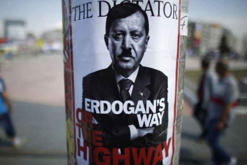 Turchia. Protesta dopo arresti di giornalisti