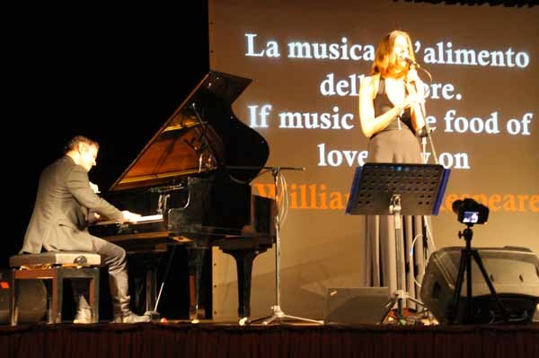 Jazz. Michele Fazio: concerto per piano e voce