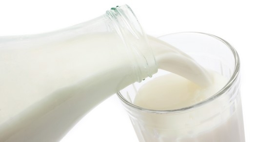 Latte. Un terzo del mercato italiano è in mano a una multinazionale francese