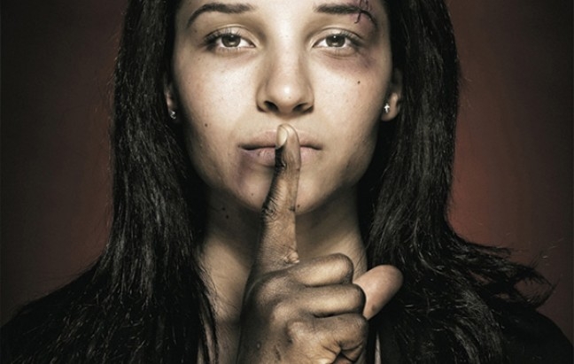 Violenza sulle donne. Una giornata con tanta retorica e poca concretezza