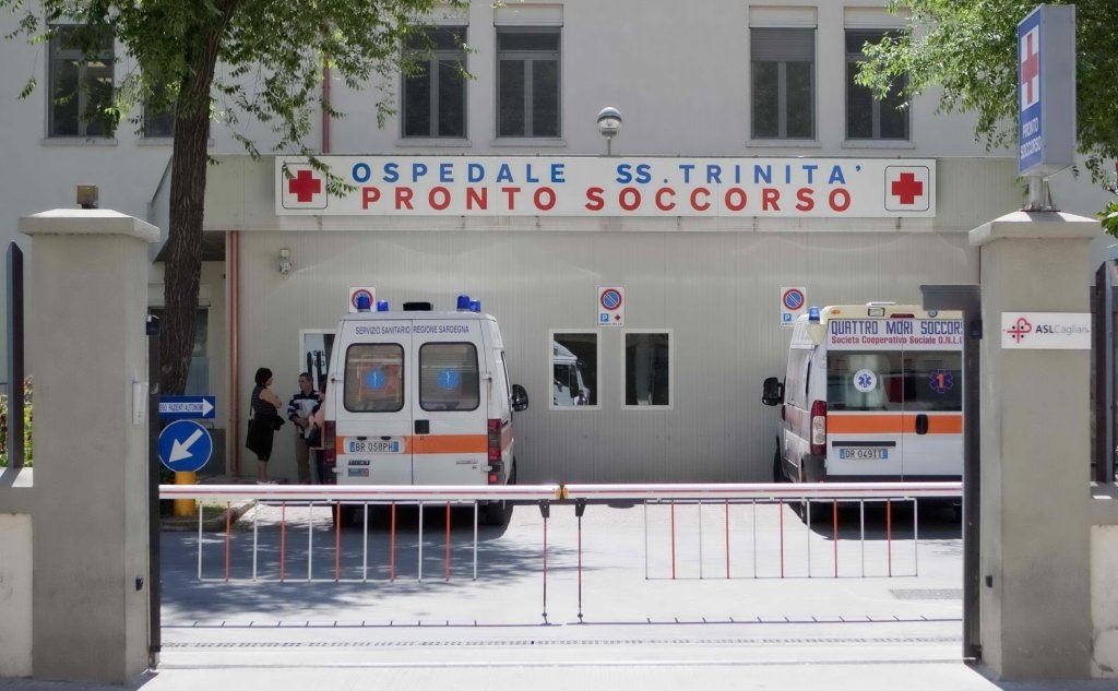 Migrante eritreo affetto da scabbia tenta di fuggire dall’ospedale e muore