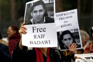 Arabia. Dopo le frustate a Raif Badawi si apre una anno di sanguinosa repressione