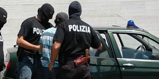 ‘Ndrangheta: latitanti armati catturati grazie a “blitz” Polizia