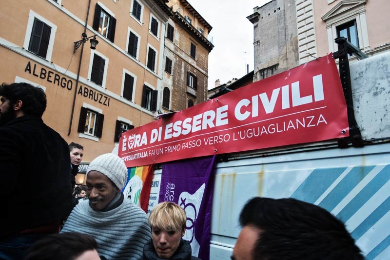 Unioni civili: le piazze italiane scuotono le coscienze. LE FOTO