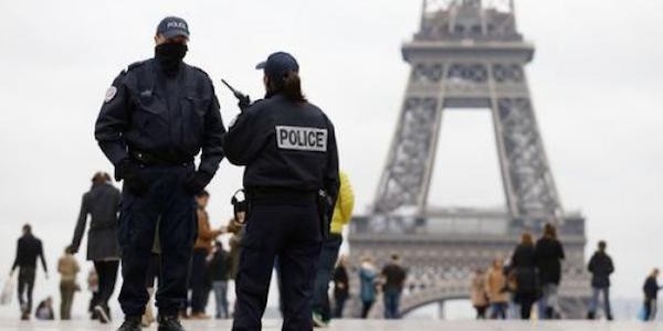 Presunto jihadista arrestato a Parigi. Era già stato condannato in Belgio