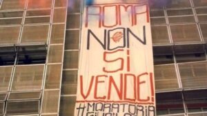 Roma non si vende. In piazza contro il debito