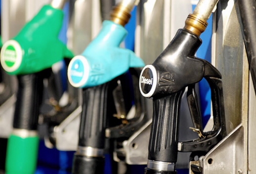 Carburanti, Codacons: in pochi giorni impennata dei prezzi