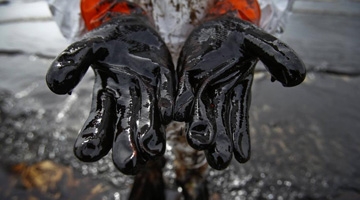 Smaltimento di rifiuti petroliferi. Un vero e proprio sistema criminale