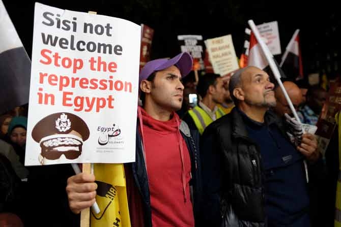 Repressione egiziana. Arrestato consulente famiglia Regeni