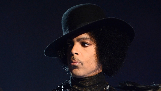 Il mondo della musica piange per la morte di Prince