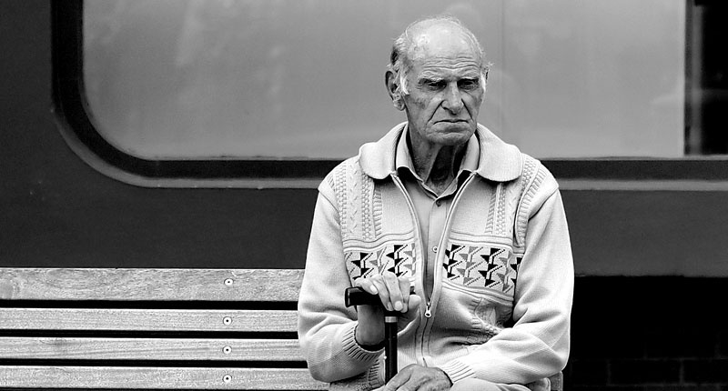 Sanità. Giuseppe Milanese (Osa): Un terzo degli anziani vive solo