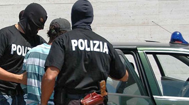 Vasta operazione anti camorra a  Napoli, 90 arresti