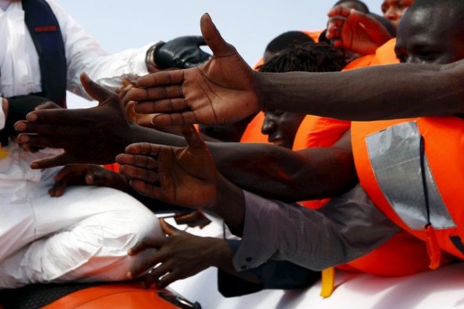 Migranti: piu’ di 250 le persone salvate finora a largo di Creta