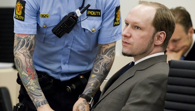 La strage del neonazista norvegese. Cinque anni per non dimenticare