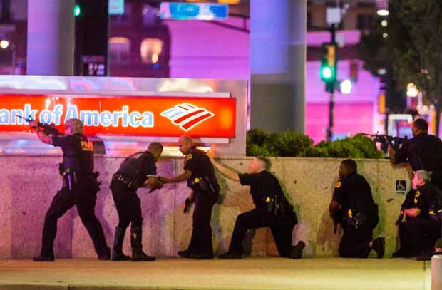 Dallas: strage dopo morte nero, uccisi 5 agenti