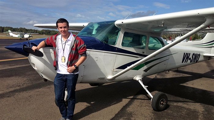 Pilota d’aerei di 18 anni tenta il giro del mondo in solitaria