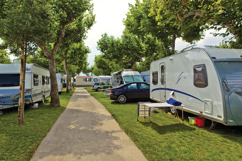 Vacanze in tenda, roulotte o camper: risparmio assicurato