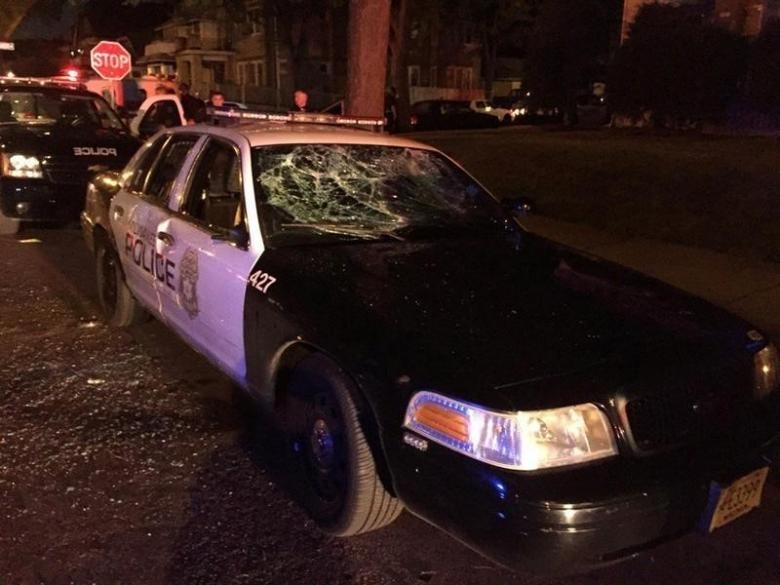Agente uccide afroamericano, scoppiano le violenze a Milwaukee