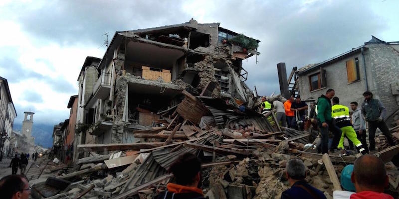 Terremoto centro Italia. 39 scosse in meno di 3 ore, 21 morti