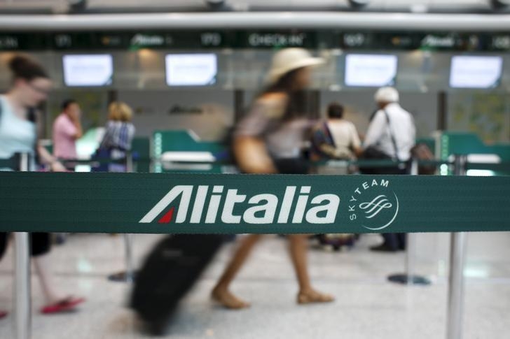 Alitalia. Tre sindacati resistenti, lavoratori più demoralizzati