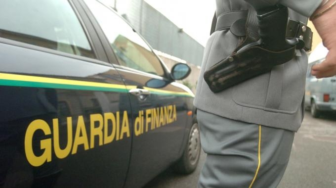 Appalti illeciti milionari nei comuni del Casertano: 20 arresti