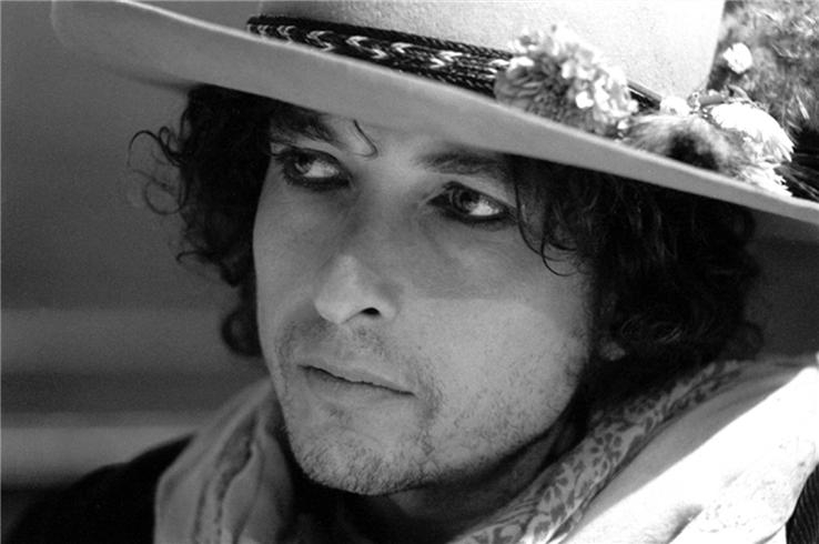 Bob Dylan accetta il nobel: “Sono senza parole”