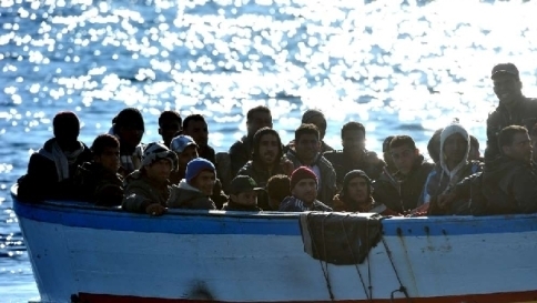 Migranti: 53 pachistani sbarcati su isola Sant’Andrea nel Salento