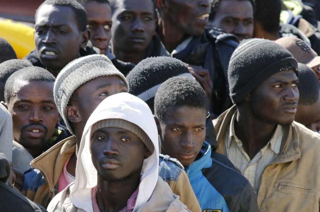 Migranti: ennesimo naufragio, ancora morti